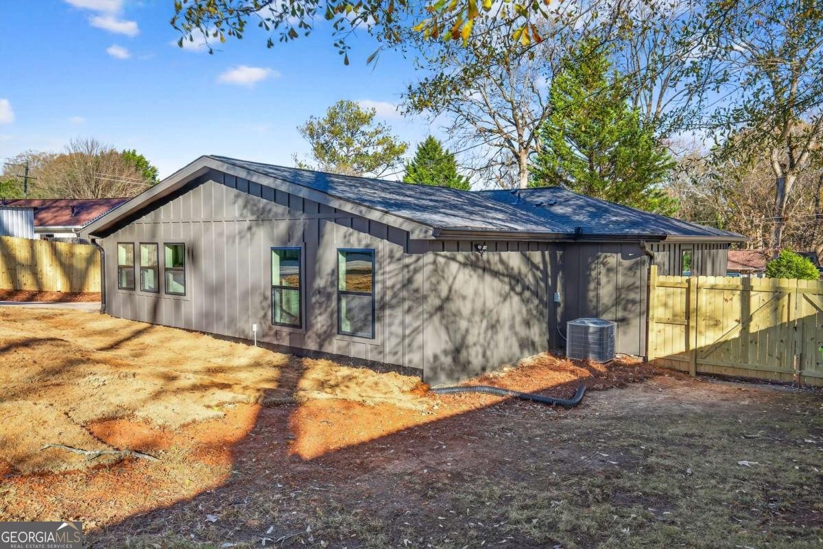 2720 Ivanhoe Lane Smyrna - 36