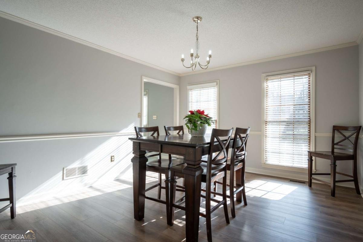 201 Chesterfield Road Bogart - 11