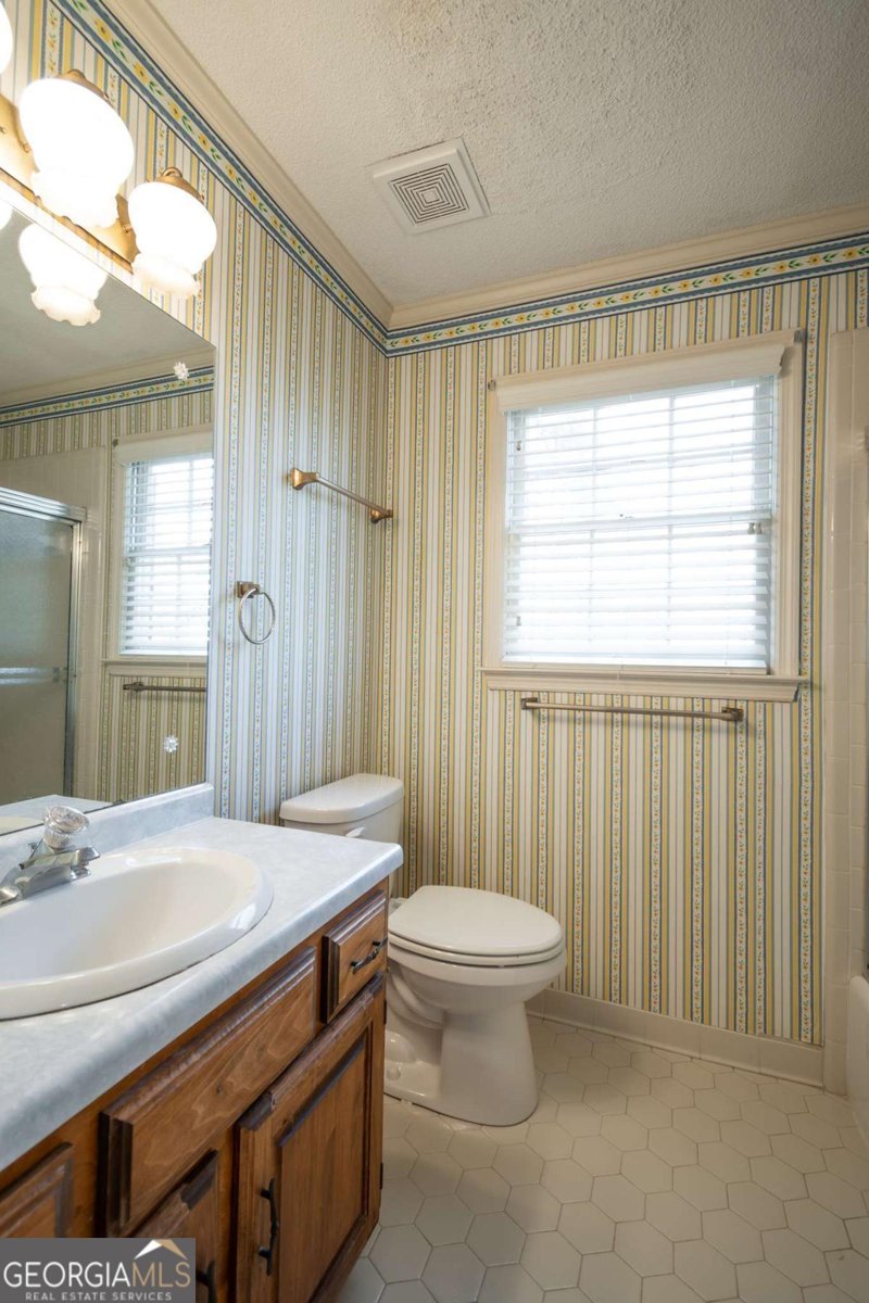 201 Chesterfield Road Bogart - 51