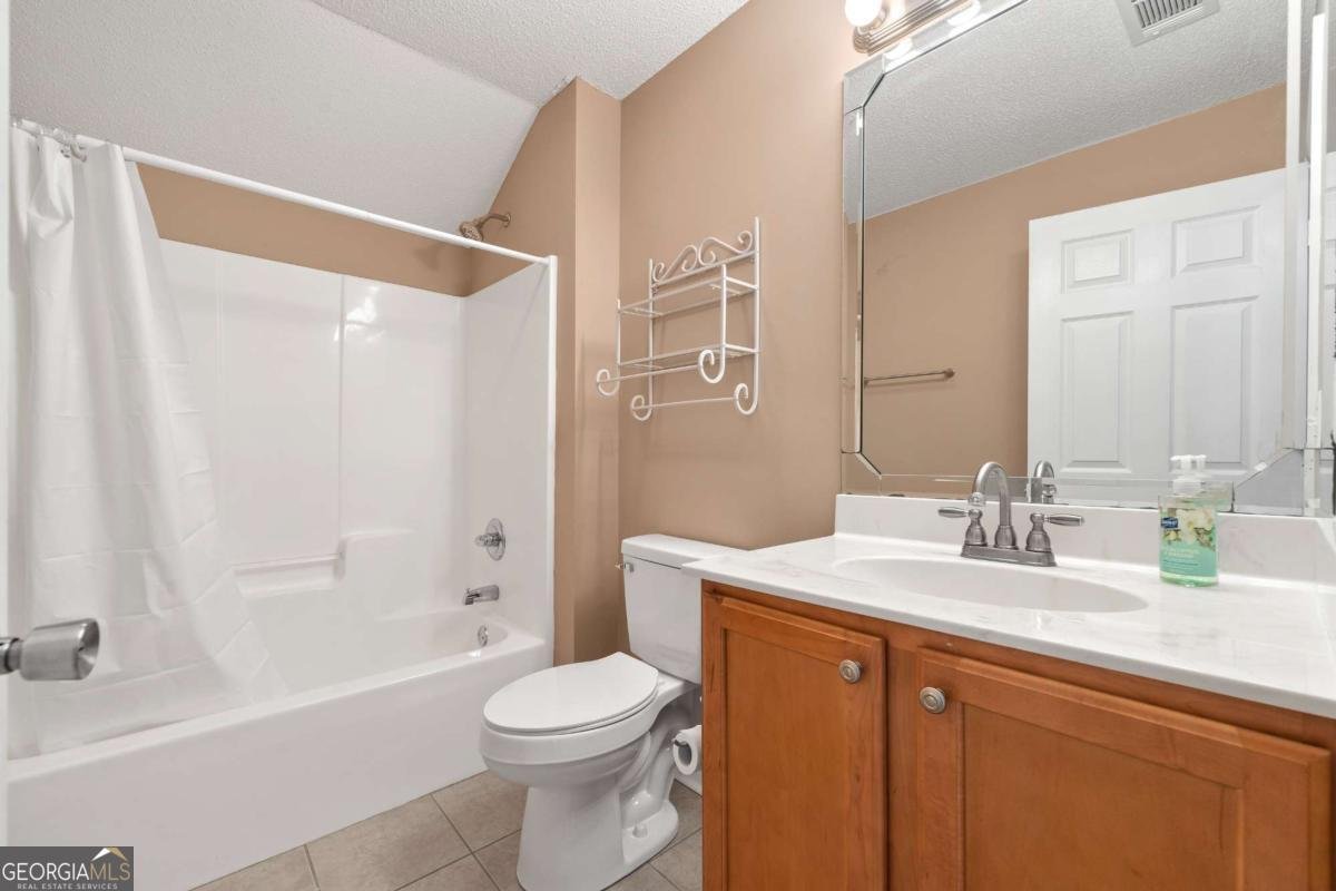 473 Jamesway Drive Sparta - 34