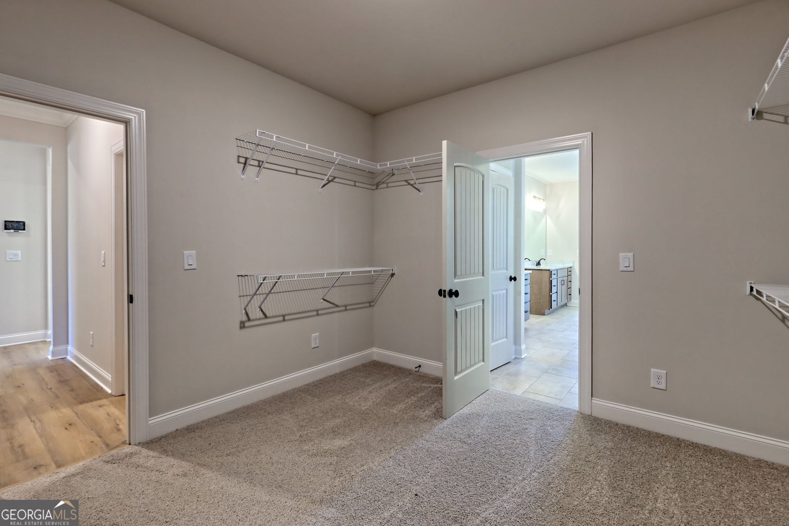 162 Northern Spy Drive Clarkesville - 57