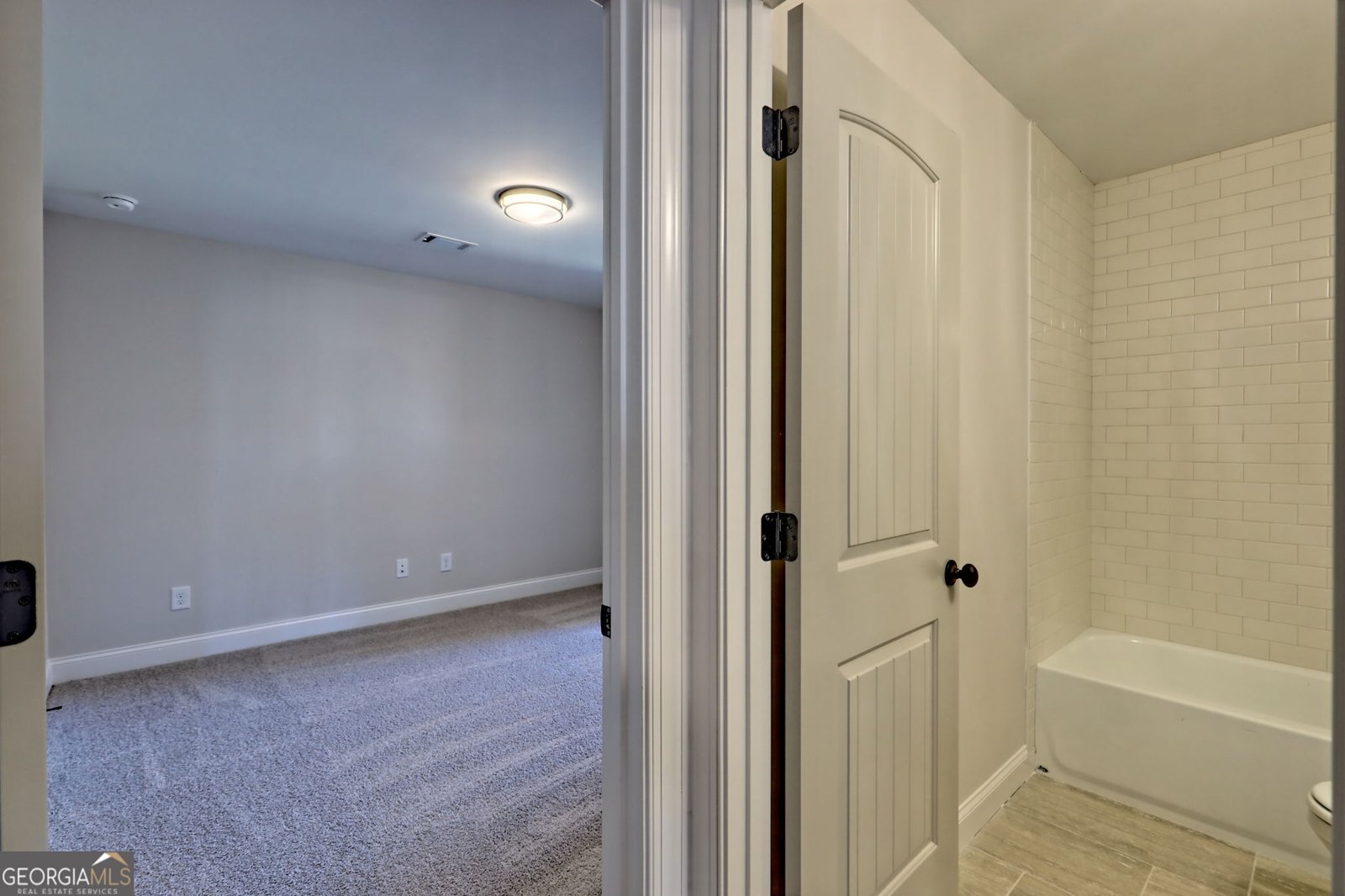 162 Northern Spy Drive Clarkesville - 83