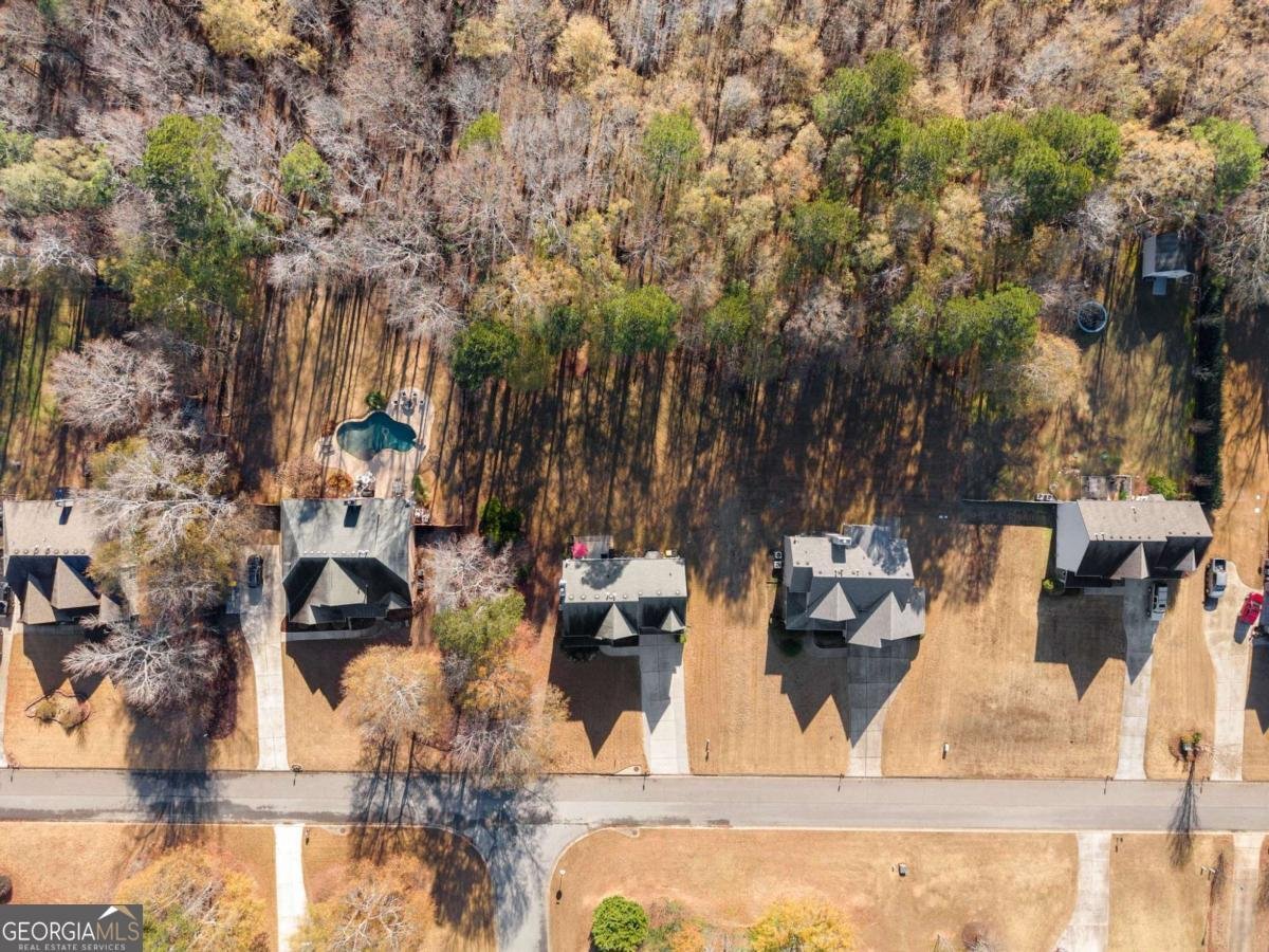 725 Larry Lane Winder - 55