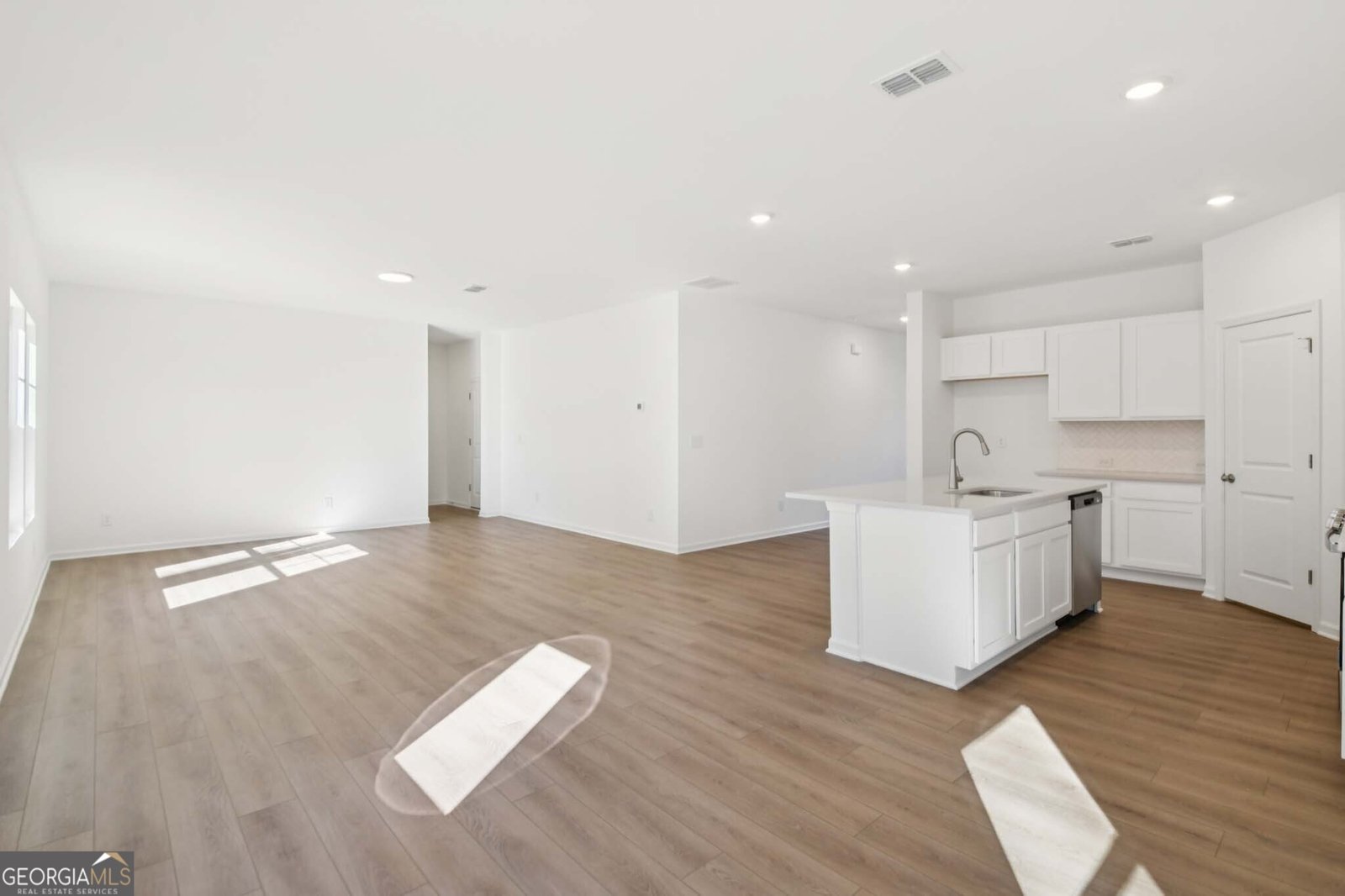 5337 Heron Bay Boulevard Locust Grove - Photo 10