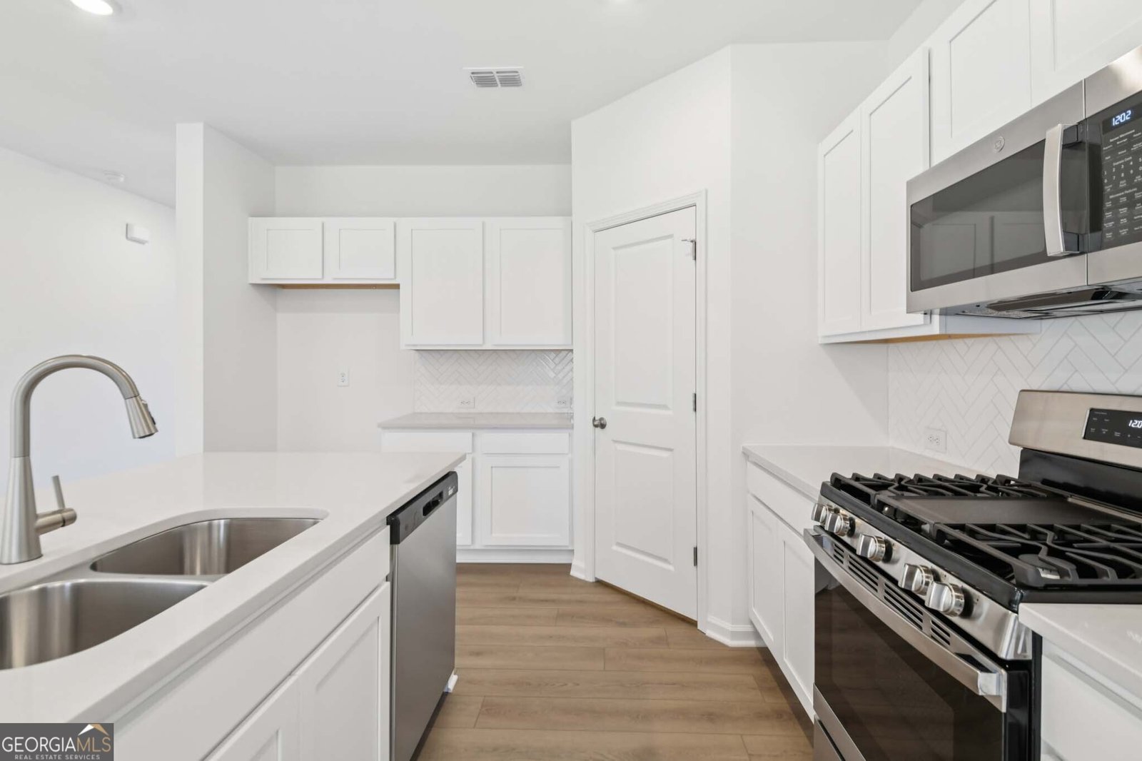 5337 Heron Bay Boulevard Locust Grove - Photo 14