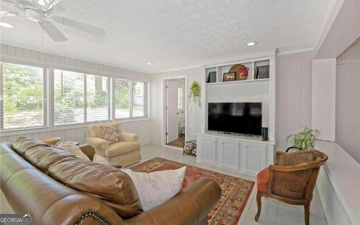 520 Perry Street Lawrenceville - Photo 9