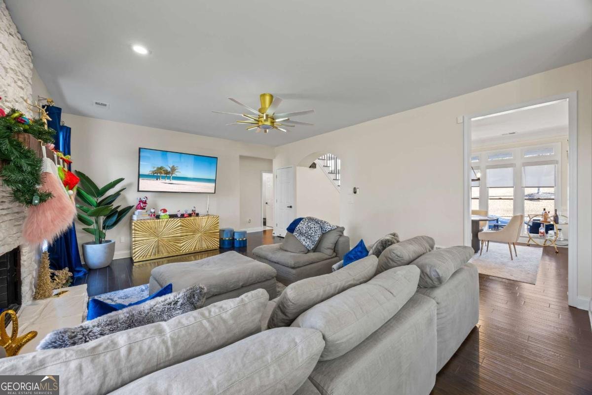 6420 Hills Court Cumming - 12