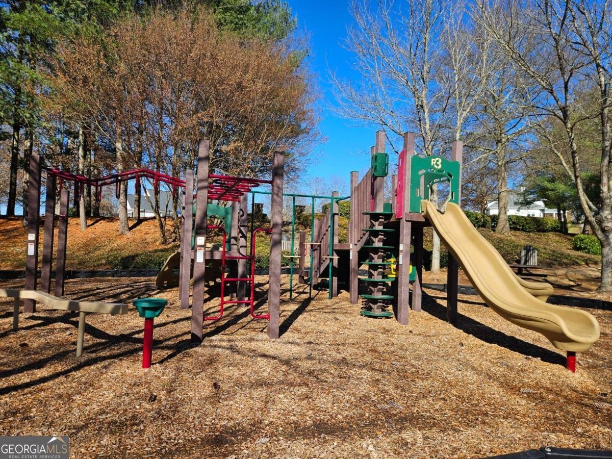 6420 Hills Court Cumming - 59