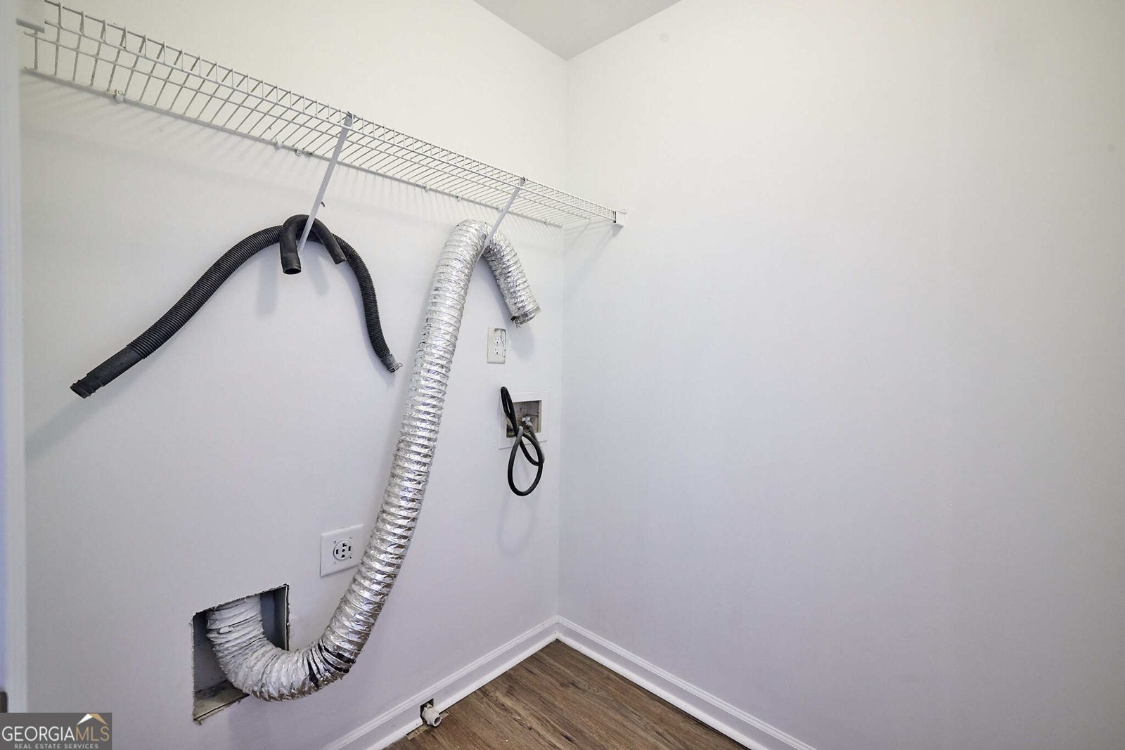 1930 DILCREST Drive Duluth - Photo 13