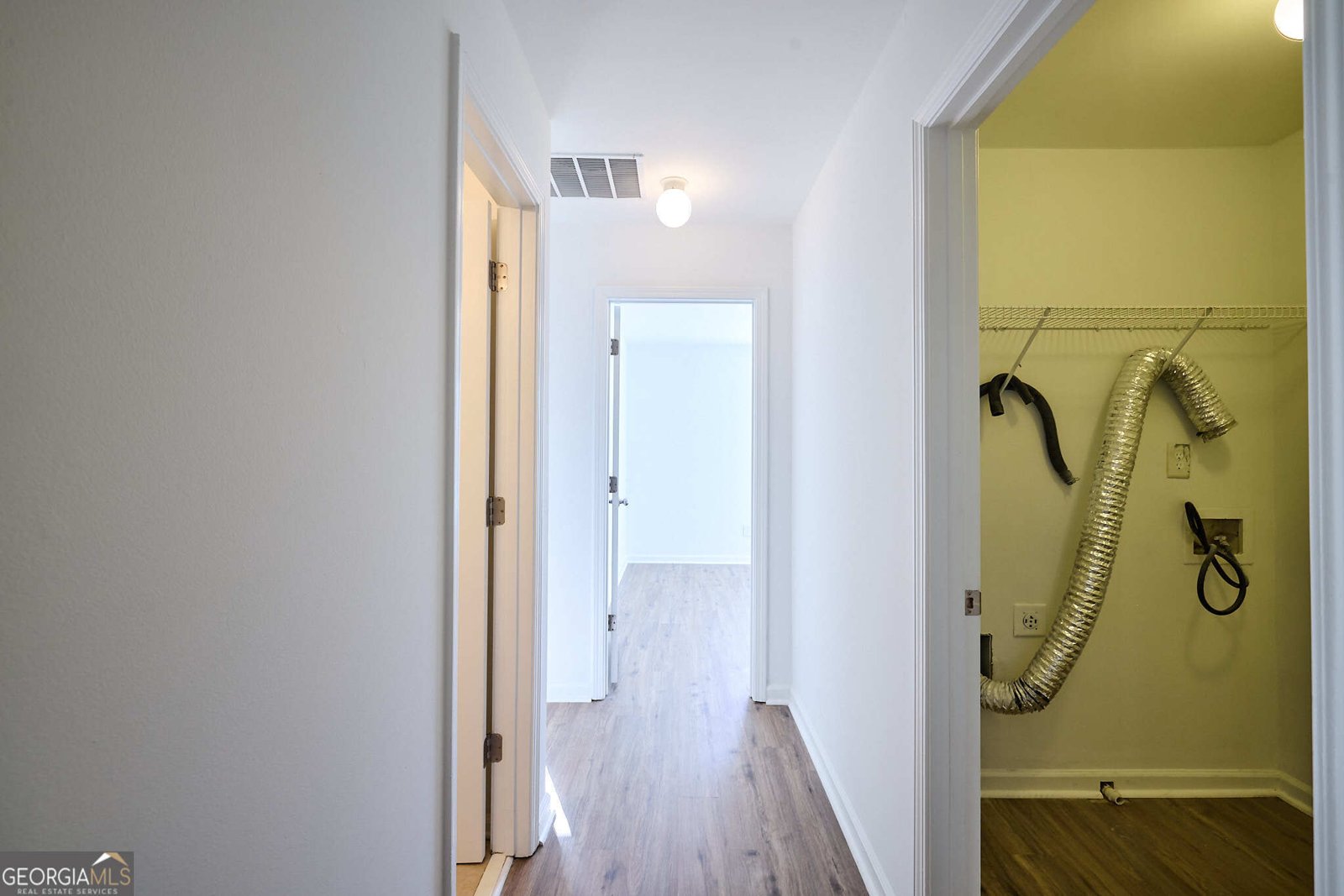 1930 DILCREST Drive Duluth - Photo 14