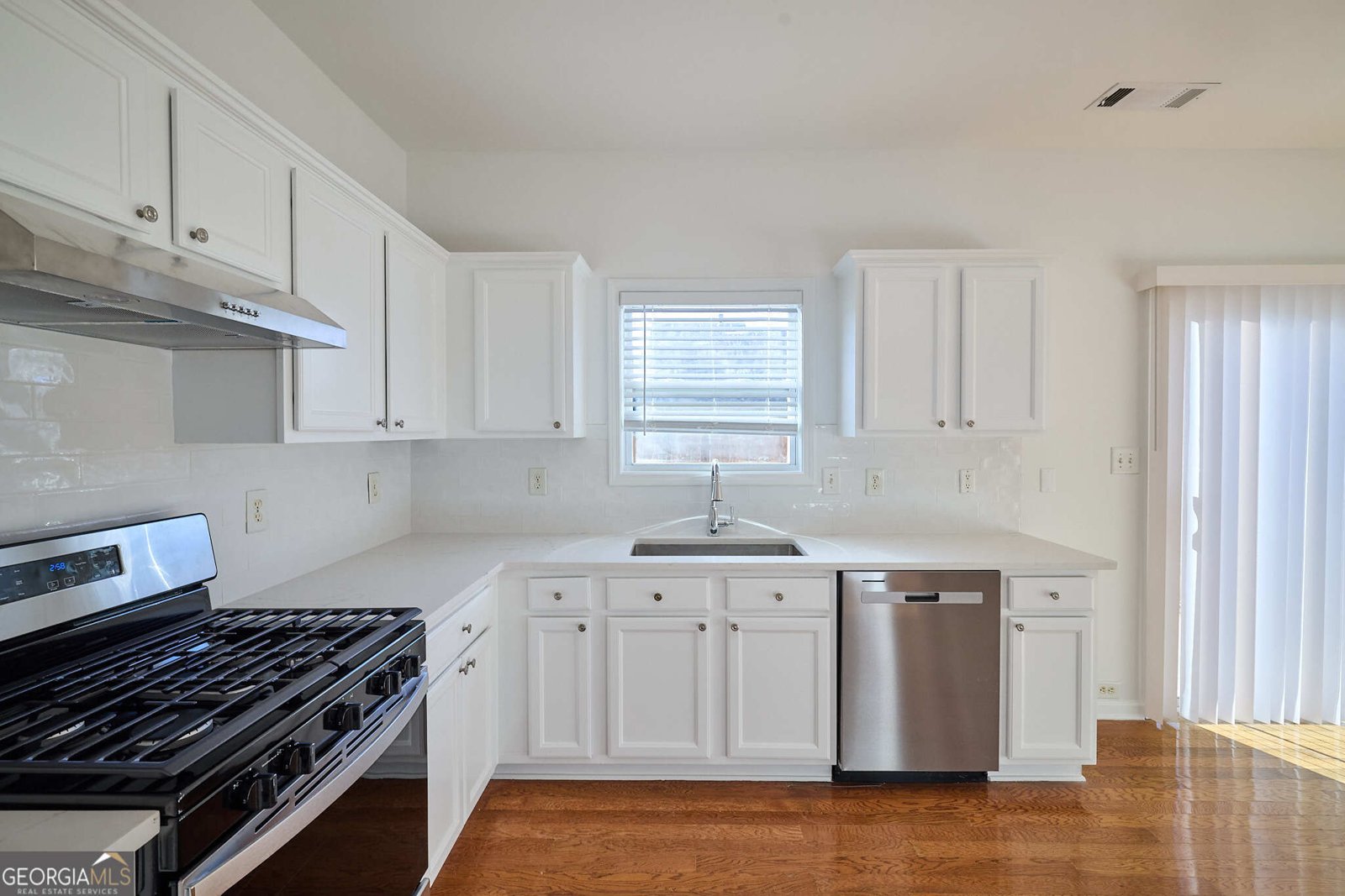 1930 DILCREST Drive Duluth - Photo 23