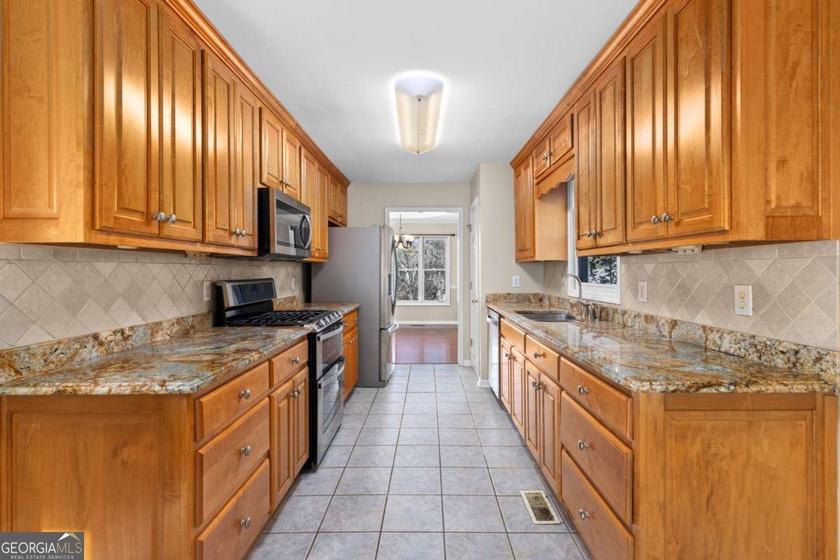 805 Springharbor Court Woodstock - Photo 15