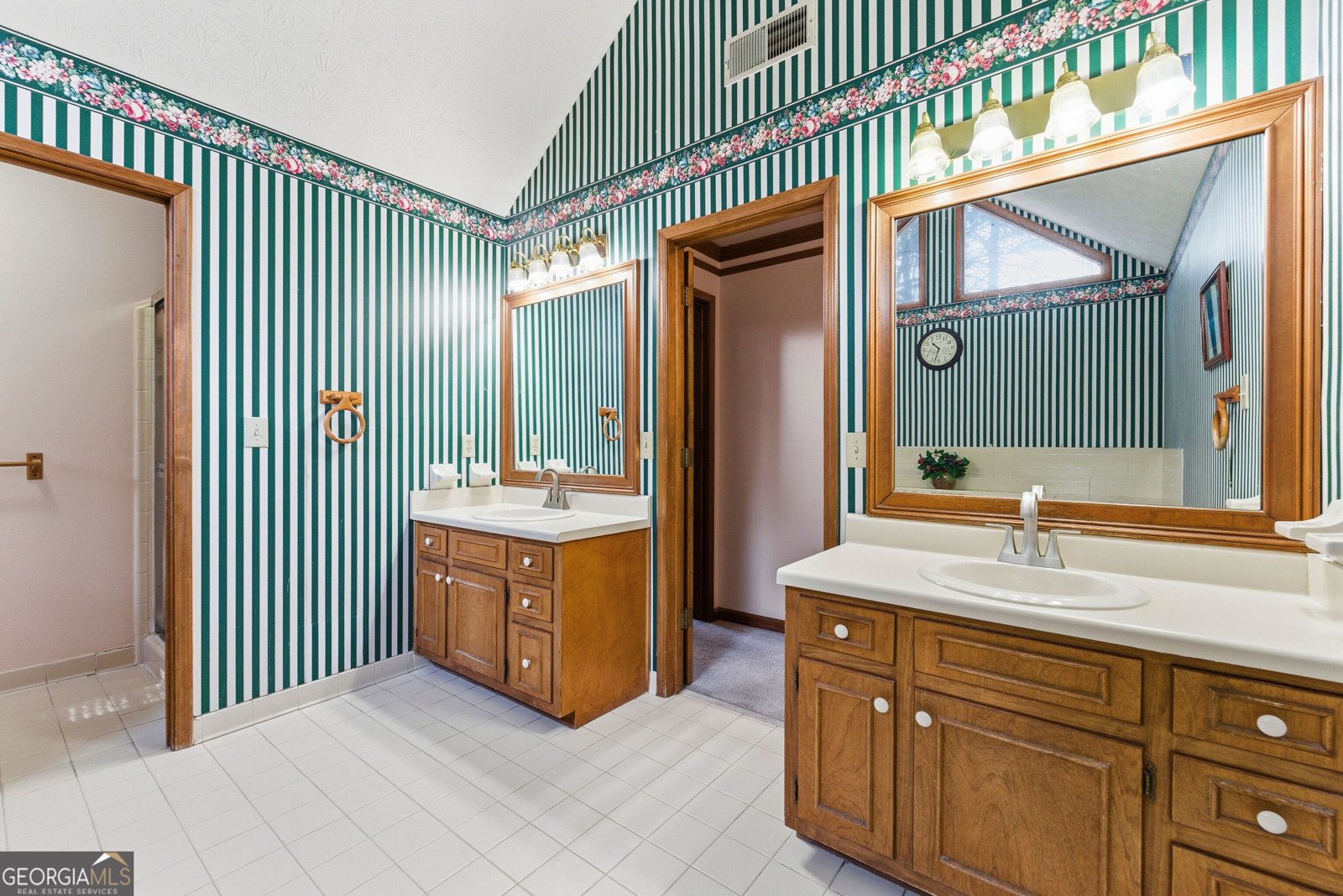 4174 King Richard Court Snellville - Photo 23