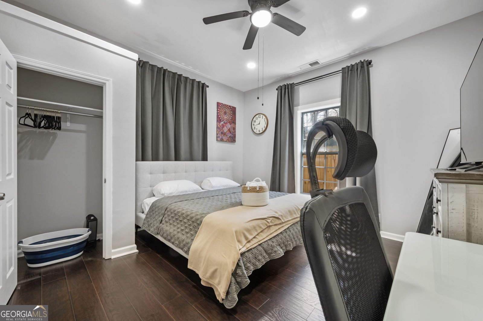 692 Ira Street Atlanta - 10