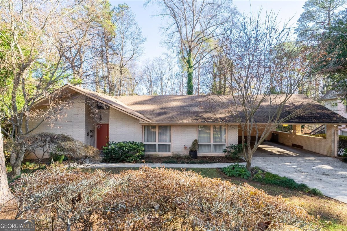 1570 Nantahalla Drive Atlanta - Photo 1