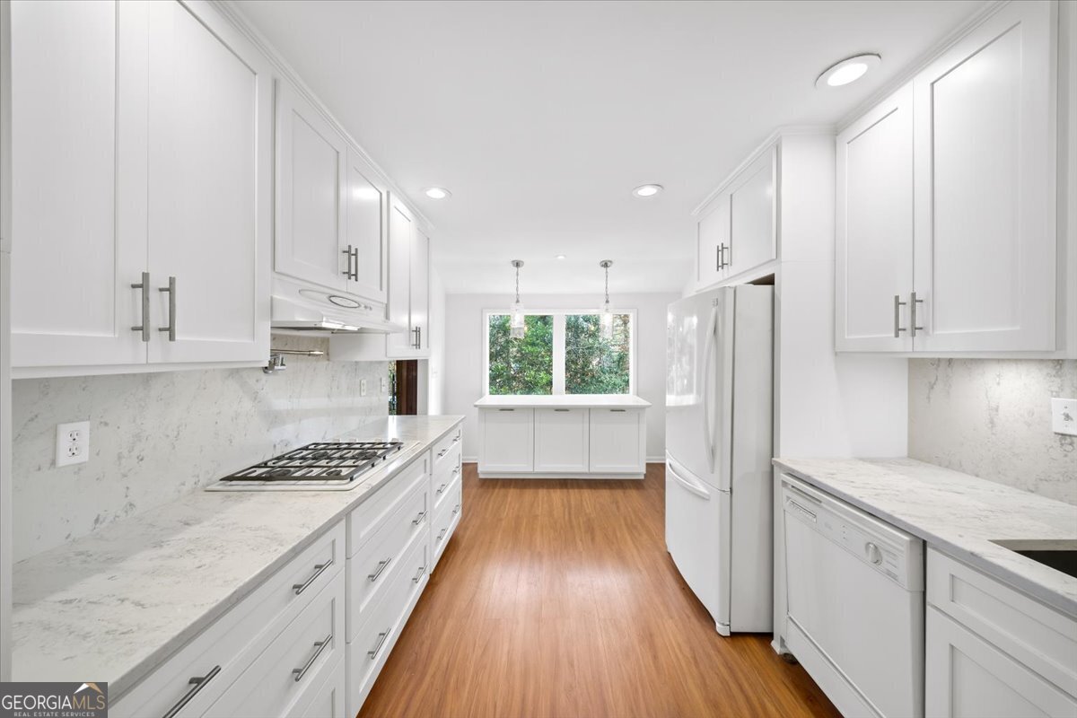 1570 Nantahalla Drive Atlanta - Photo 11