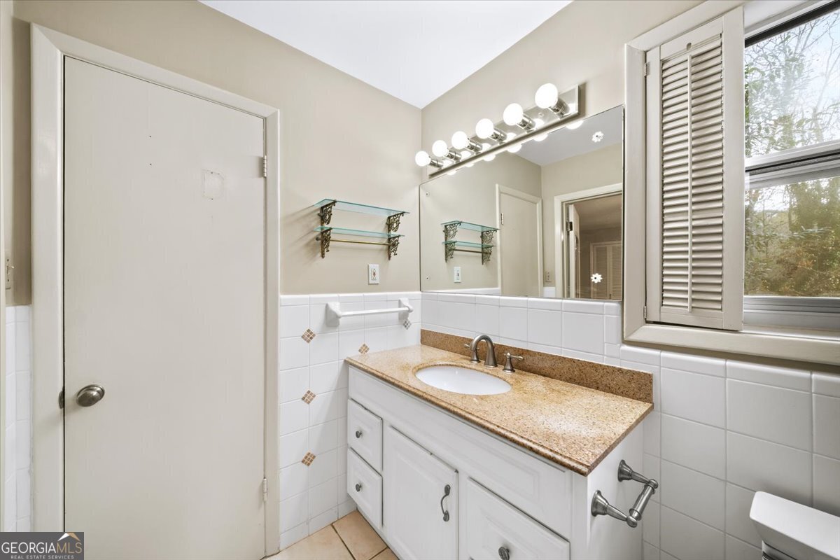 1570 Nantahalla Drive Atlanta - Photo 19