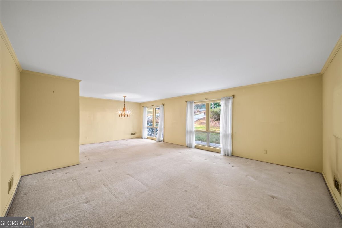 1570 Nantahalla Drive Atlanta - Photo 6