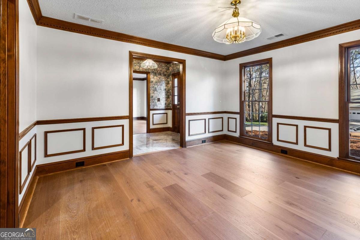 3420 Belleford Court Roswell - Photo 8