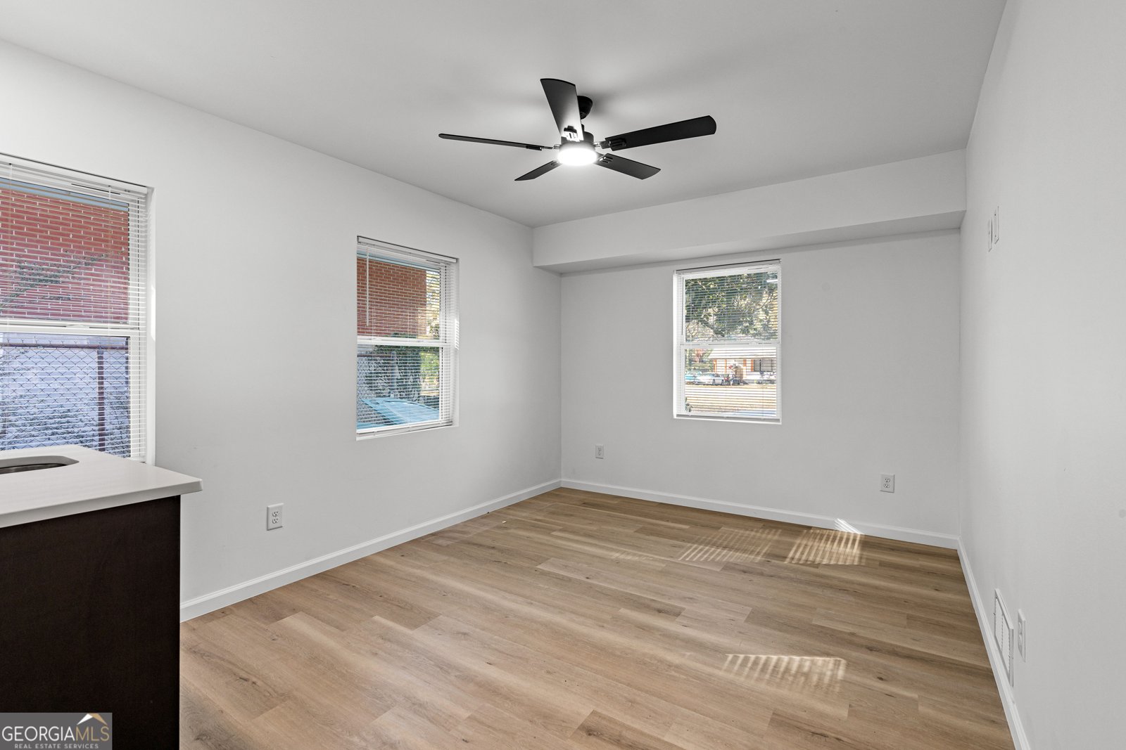 2592 Lois Lane Atlanta - Photo 13