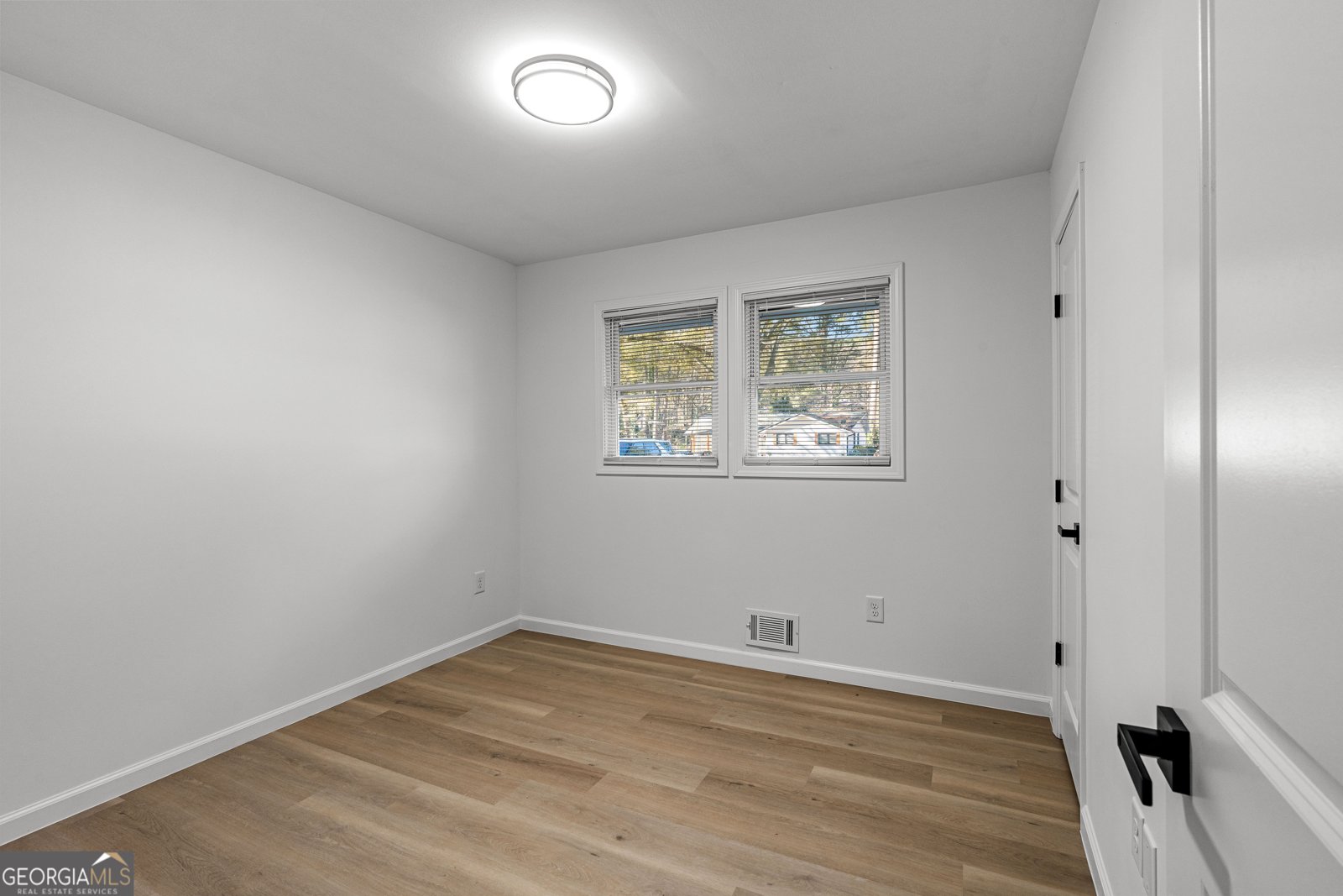 2592 Lois Lane Atlanta - Photo 23