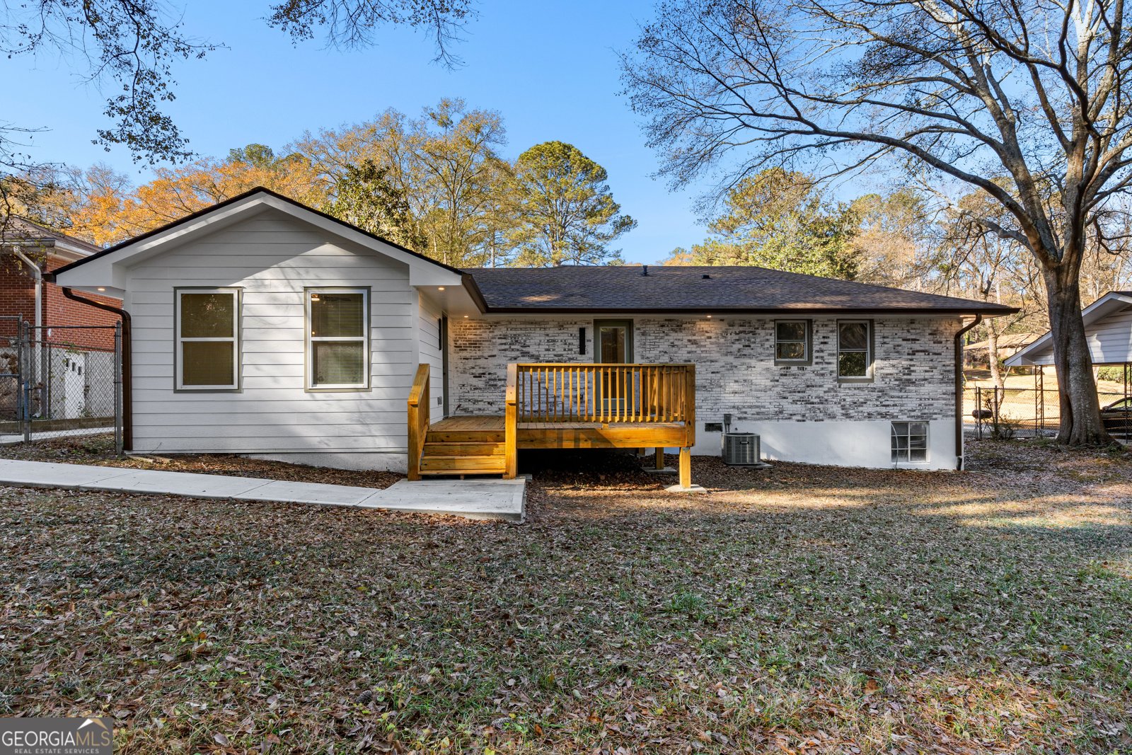 2592 Lois Lane Atlanta - Photo 30