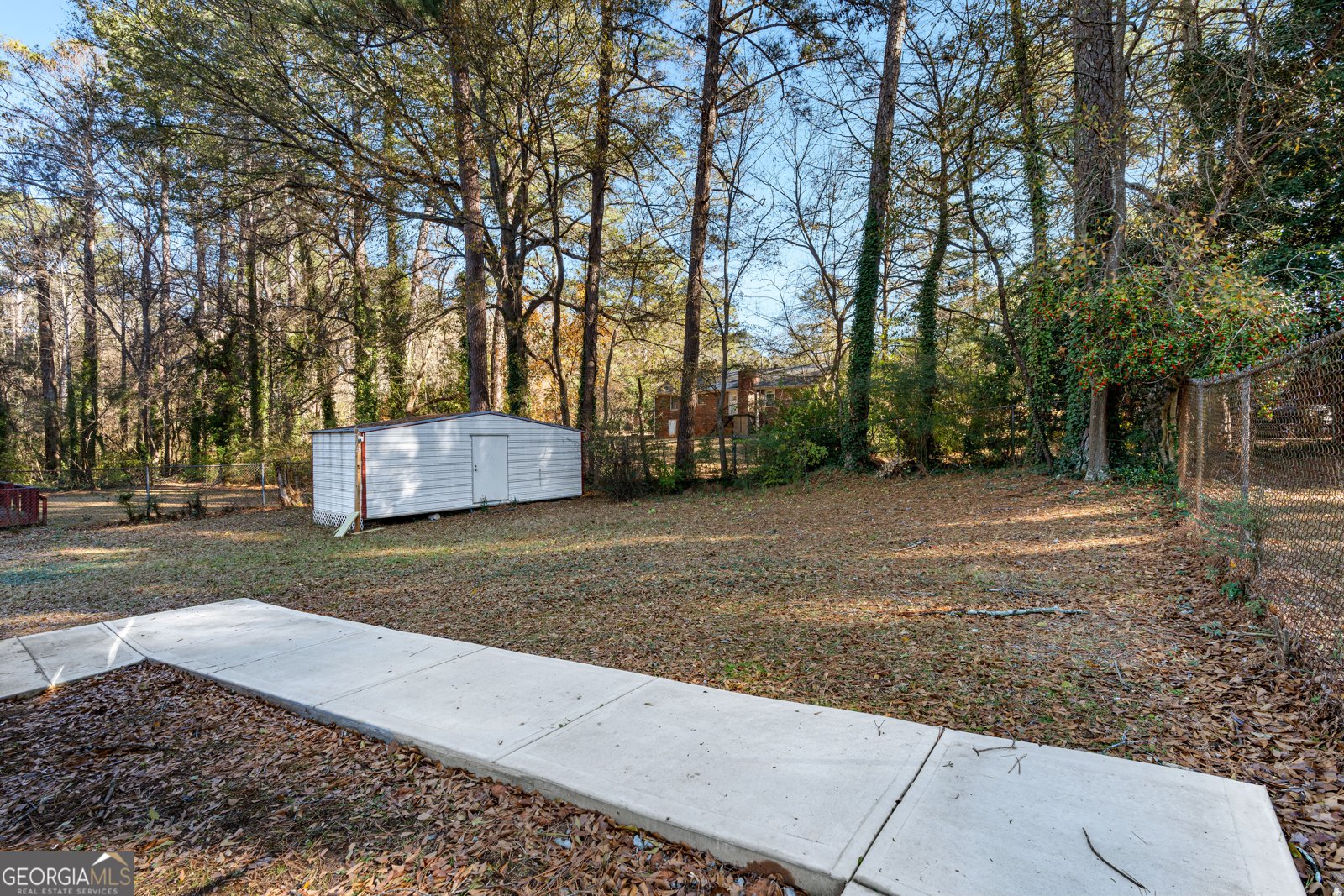2592 Lois Lane Atlanta - Photo 33