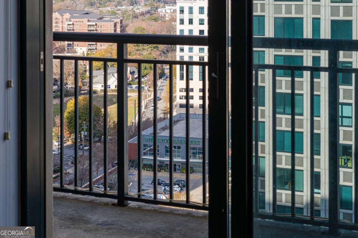 3040 Peachtree Road Atlanta - 23