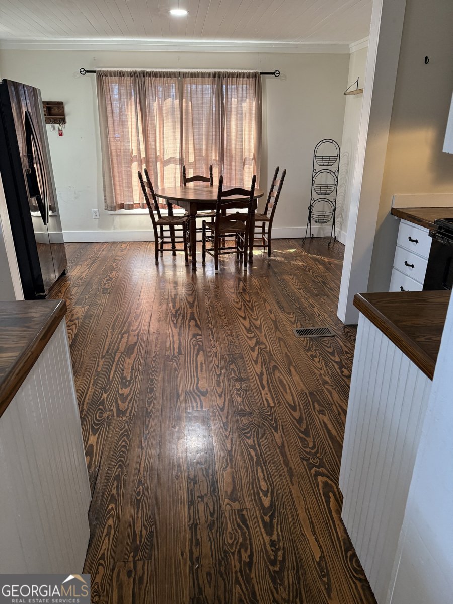 6937 Currahee Street Toccoa - Photo 8