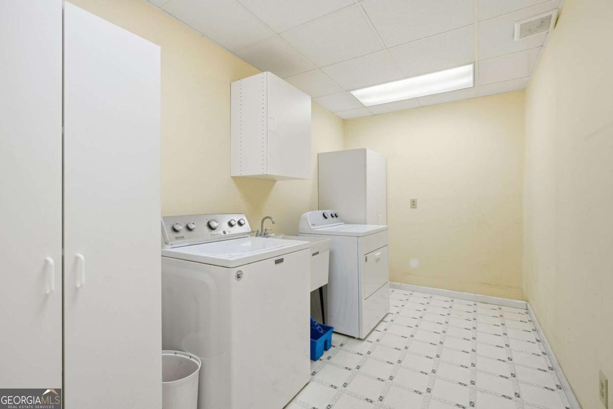 655 Kelley Road Cleveland - Photo 29