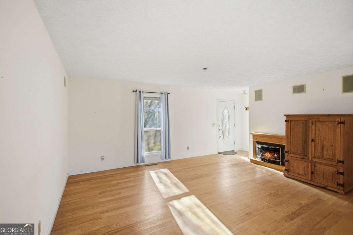 655 Kelley Road Cleveland - Photo 6