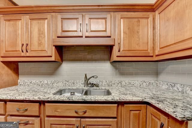 3527 Lakeview Drive Gainesville - Photo 9