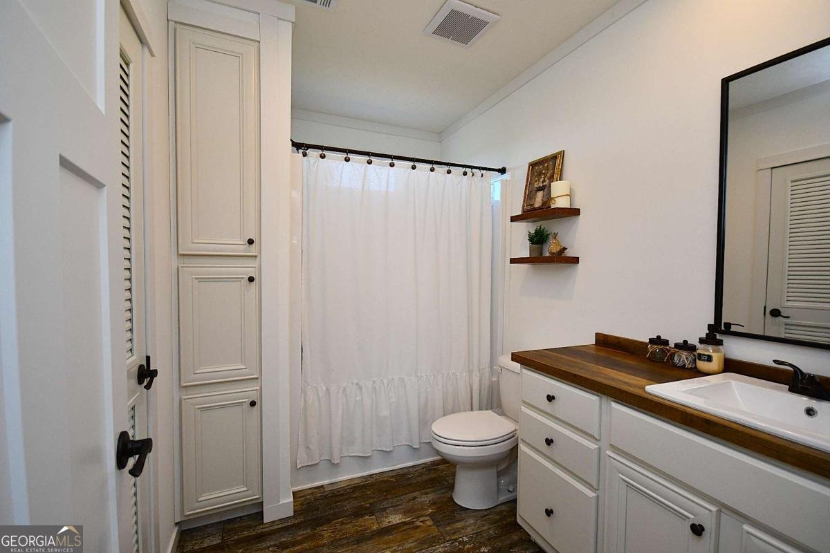 703 Addison Road Buchanan - Photo 33