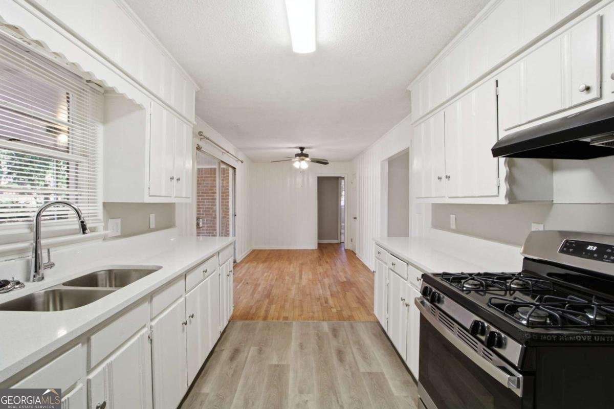 3094 Santa Monica Drive Decatur - Photo 12