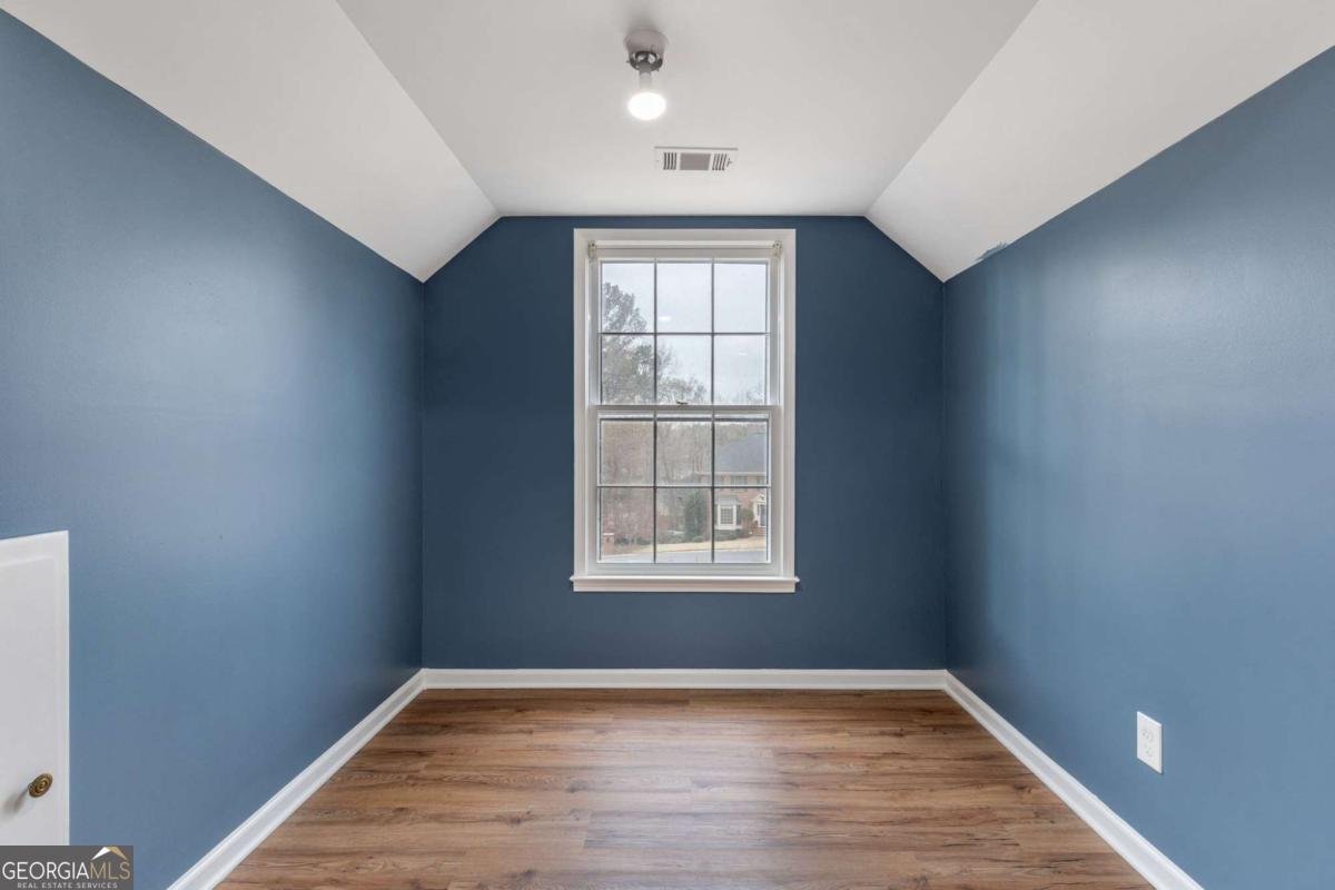 808 Valbrook Court Lilburn - Photo 13