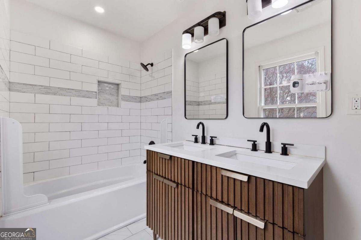 808 Valbrook Court Lilburn - Photo 18