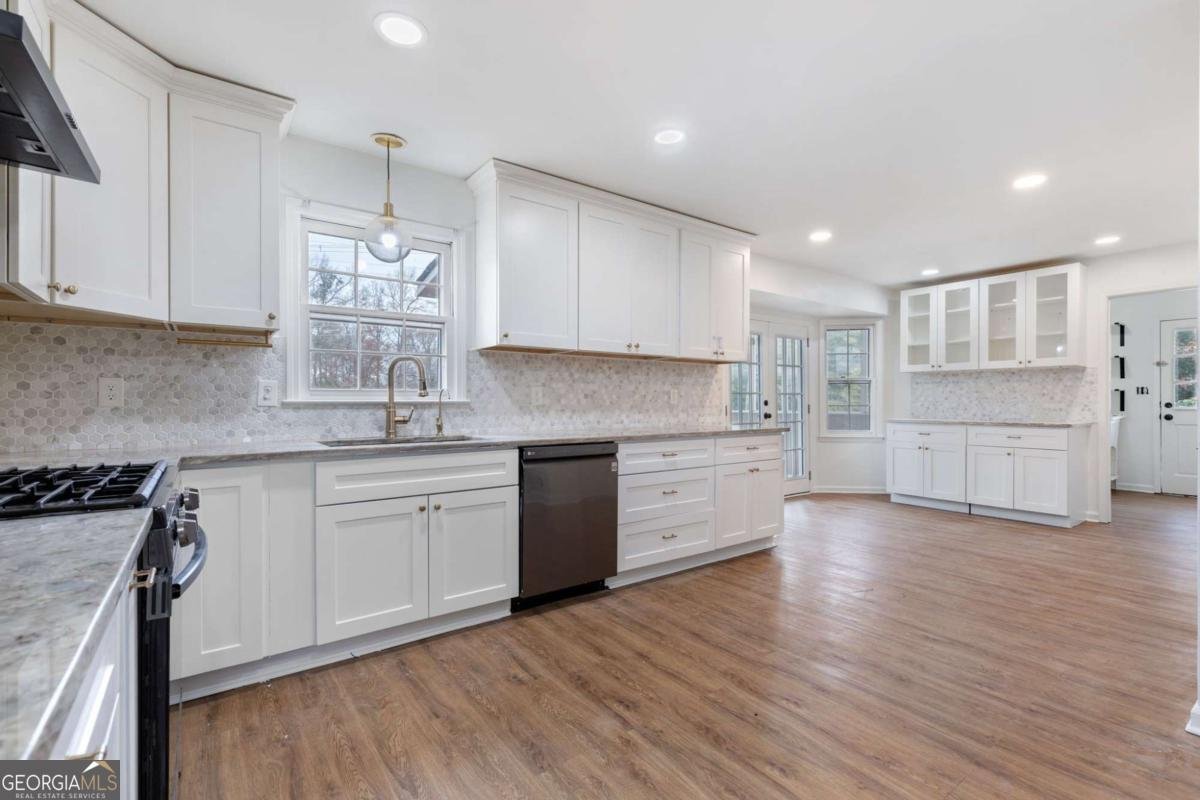 808 Valbrook Court Lilburn - Photo 7