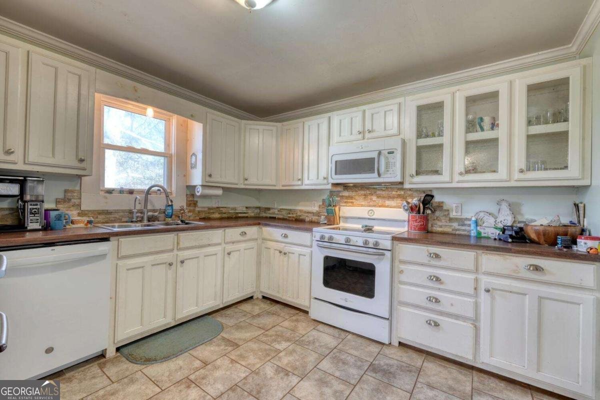 760 Kingtown Street Blue Ridge - Photo 10