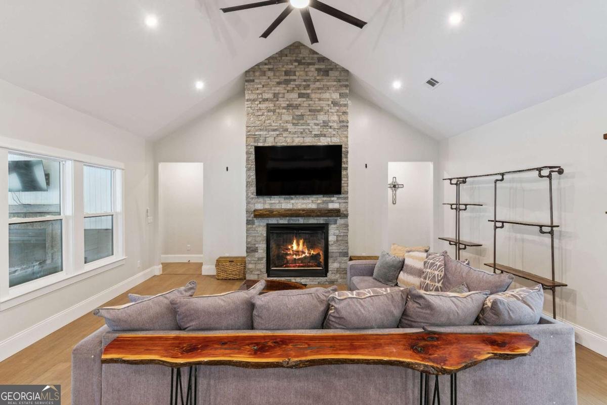 7079 Harrietts Bluff Road Woodbine - Photo 11