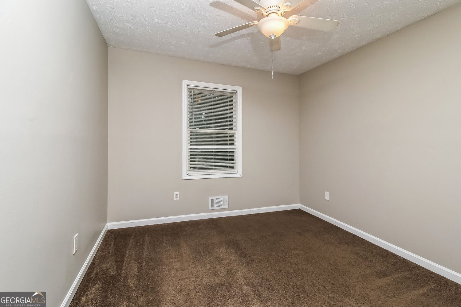 4636 Hamlet Walk Conyers - Photo 17