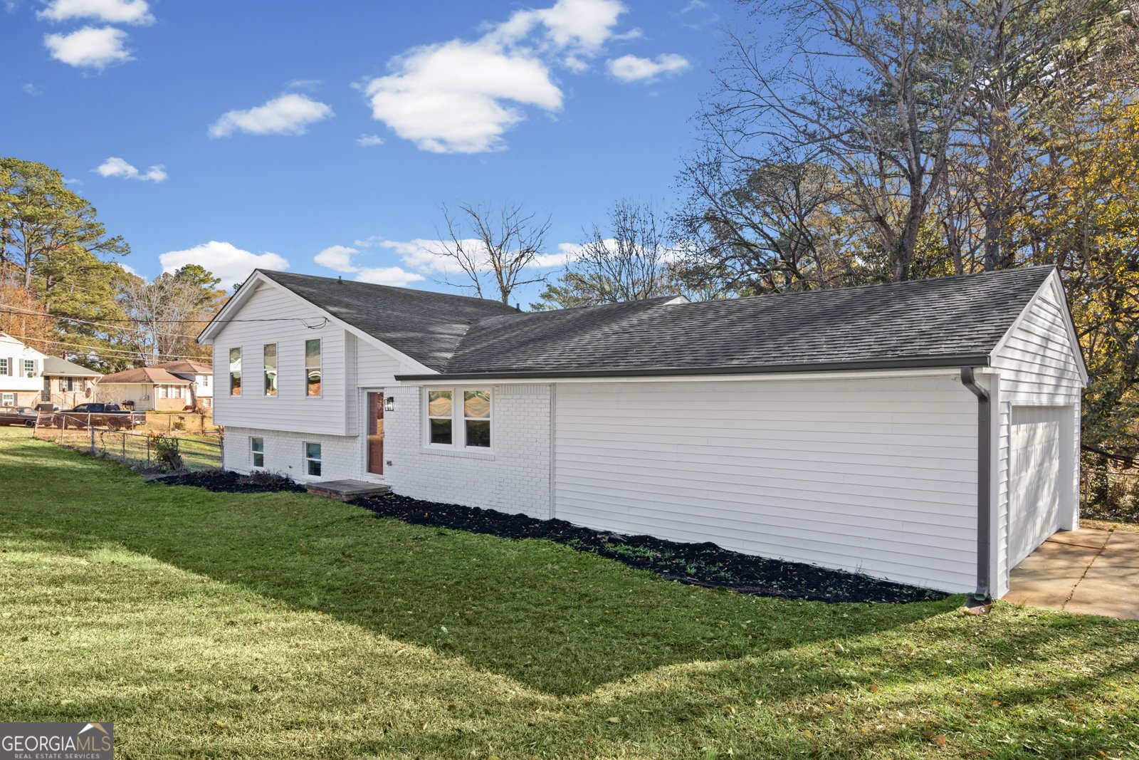 925 Majesty Lane Morrow - Photo 1