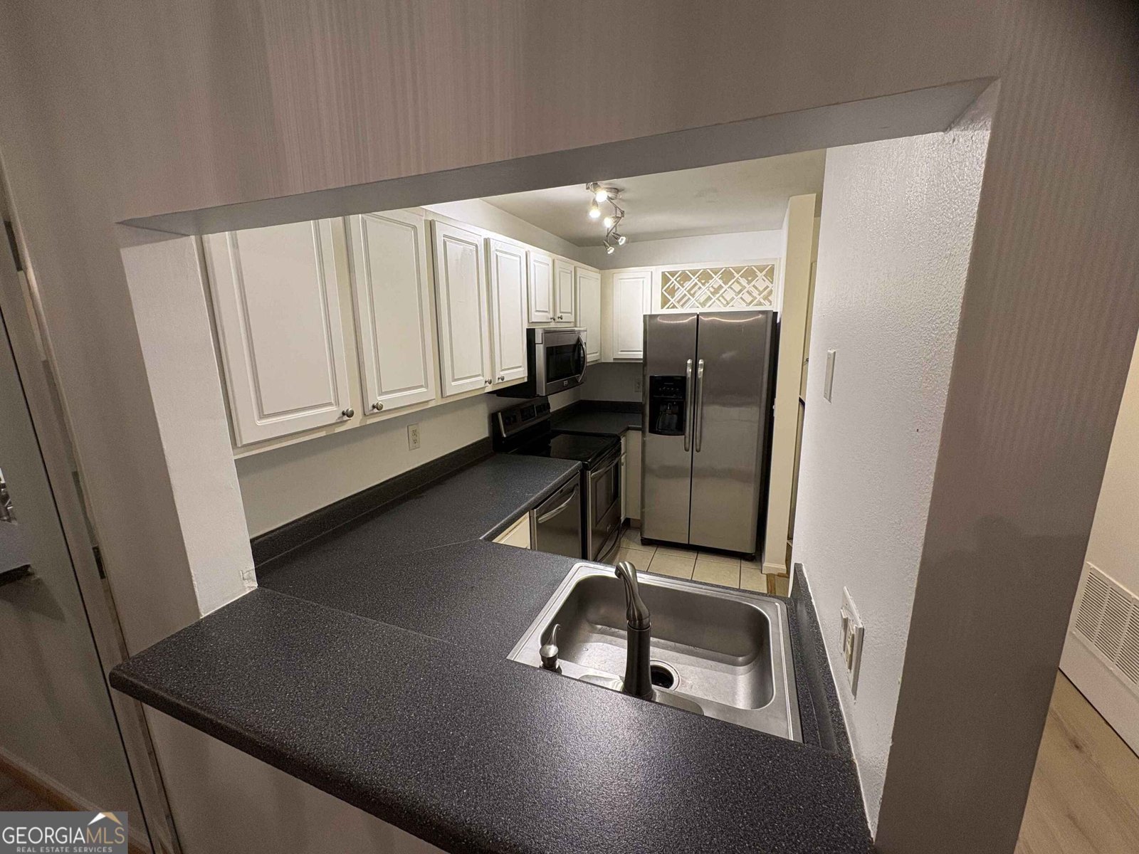 3655 Habersham Road Atlanta - Photo 6