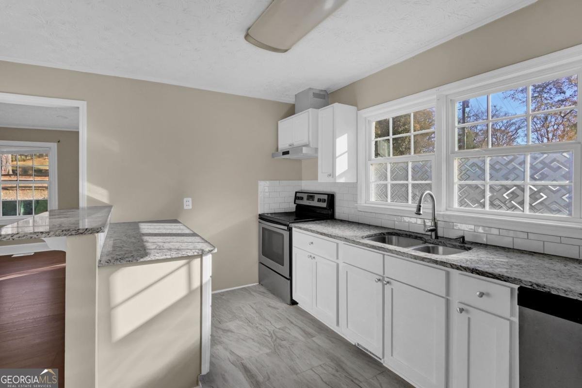 230 Danielsville Street Jefferson - Photo 9