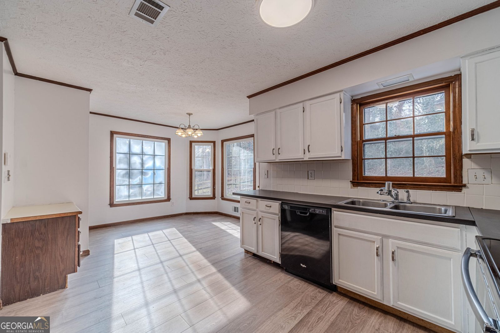 948 Hampton Trail Lilburn - Photo 8