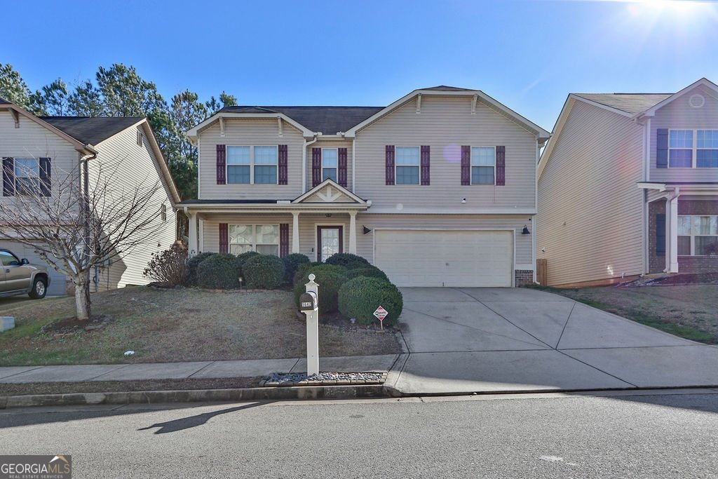 5642 Elwood Circle Flowery Branch - Photo 1