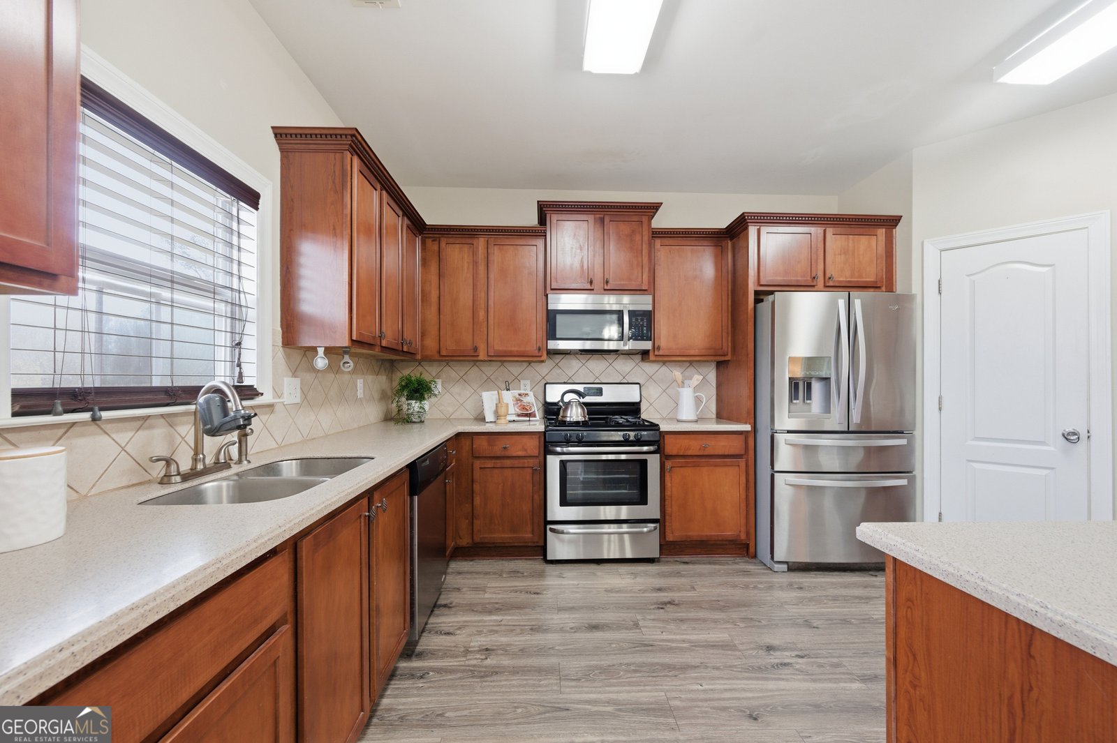 107 Oakbrook Lane Douglasville - Photo 9