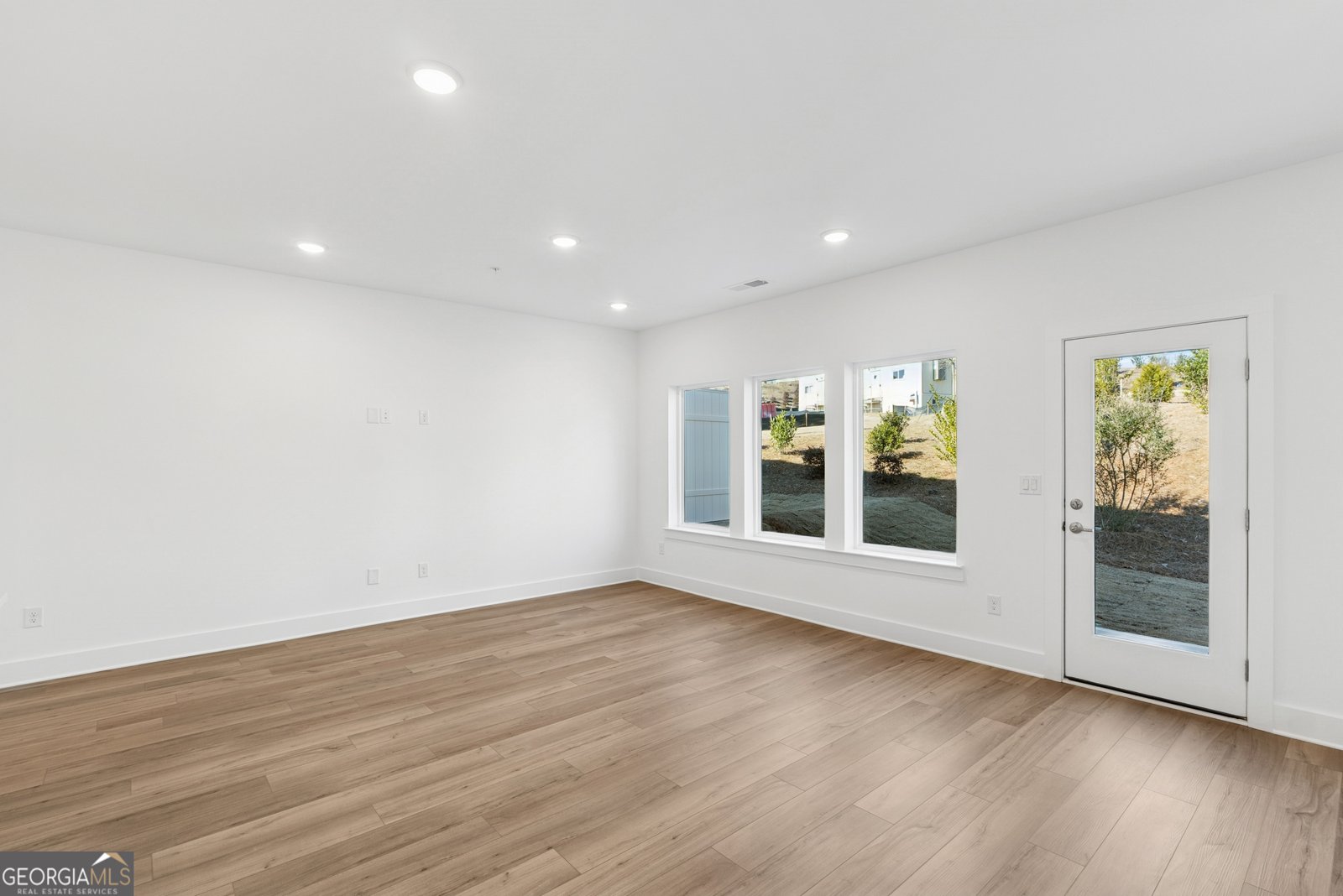 179 Redbud Road Canton - Photo 7