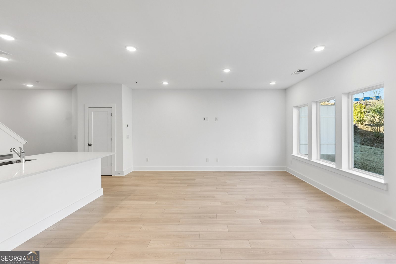 183 Redbud Road Canton - Photo 7