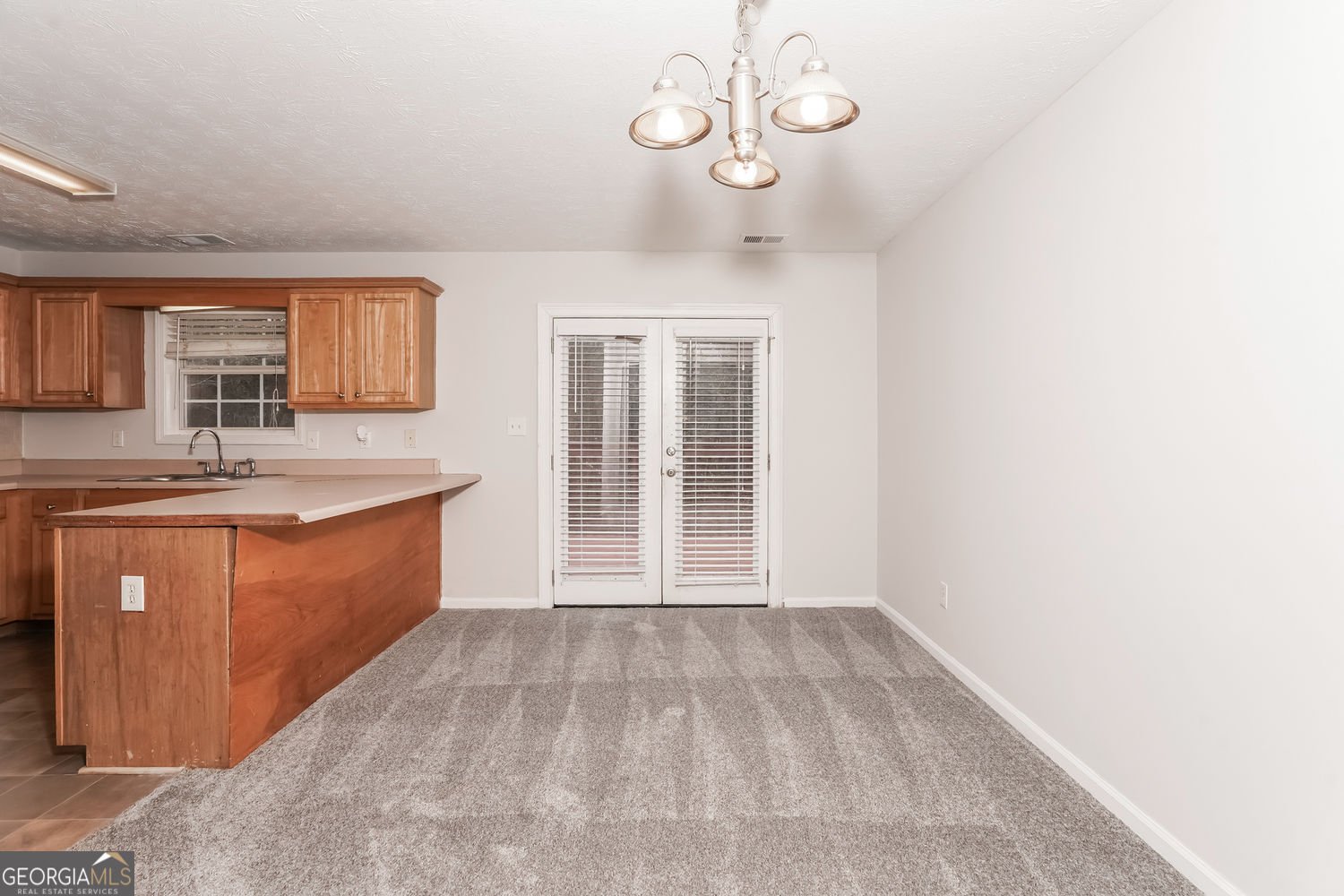 1024 Miss Amber Way Locust Grove - Photo 10