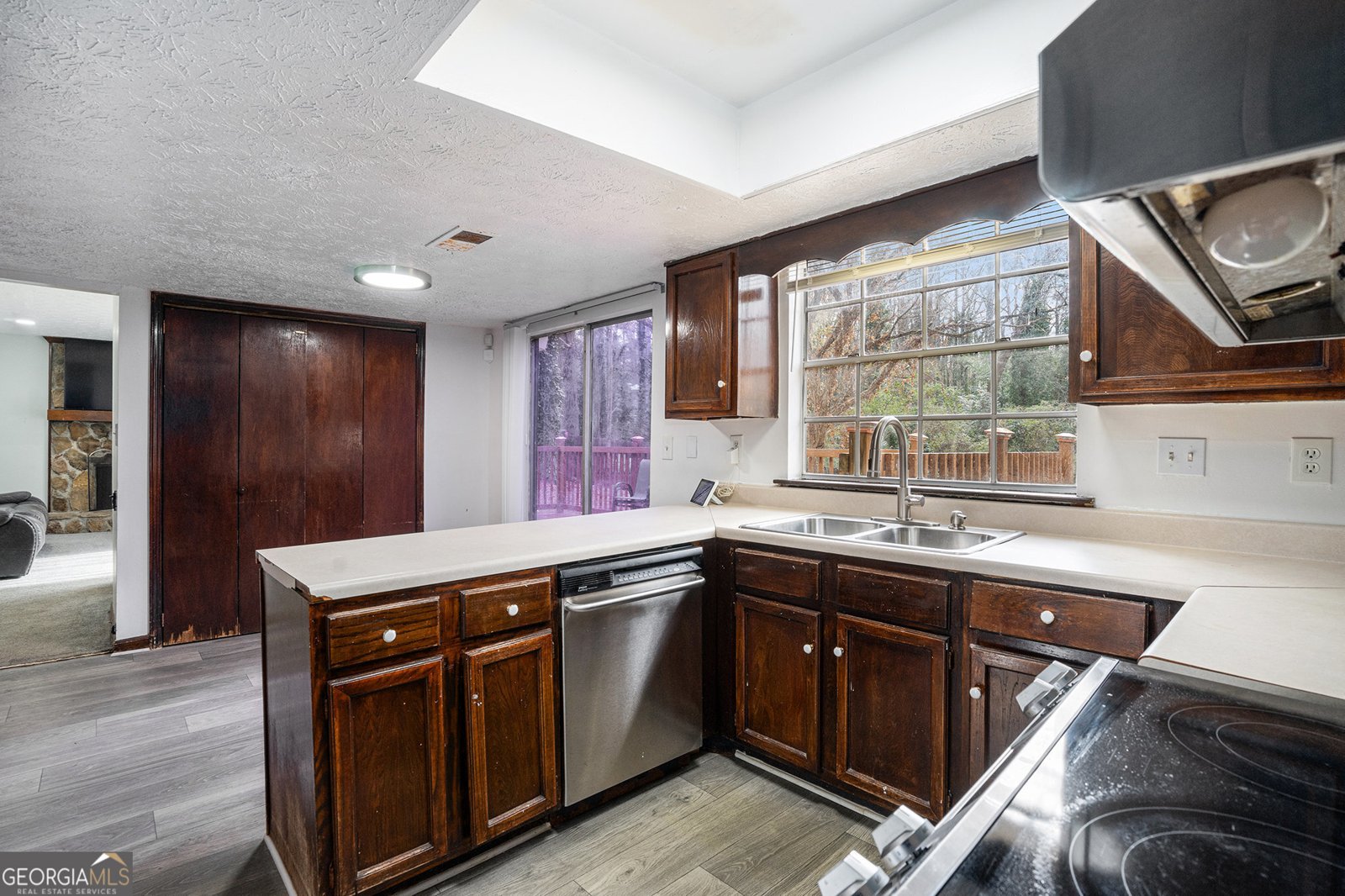 4609 Keighley Drive Stone Mountain - Photo 9